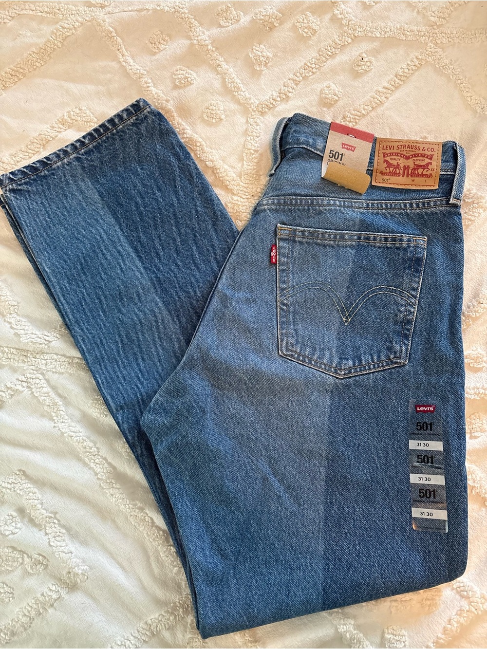 Levi's Women’s 501 Straight-Leg Jeans in Medium Blue Denim